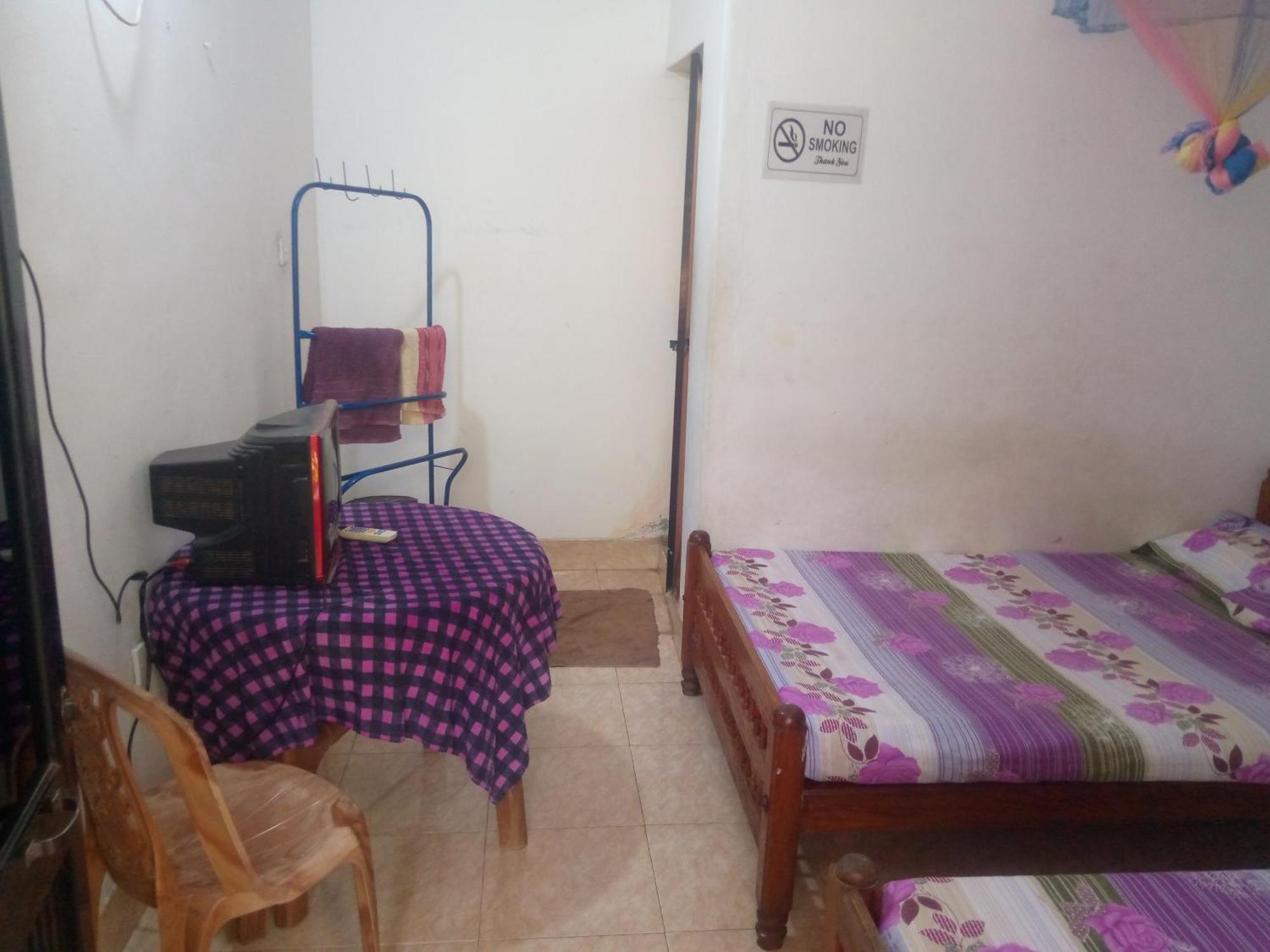 בטיקלואה Kunam Beach Rest Inn מראה חיצוני תמונה