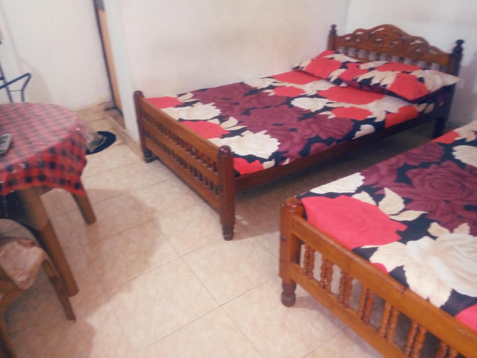 בטיקלואה Kunam Beach Rest Inn מראה חיצוני תמונה