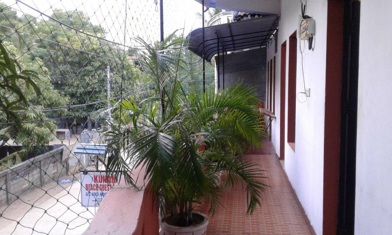 בטיקלואה Kunam Beach Rest Inn מראה חיצוני תמונה